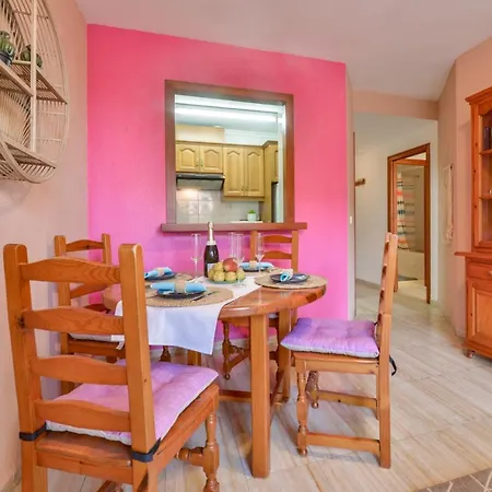 Apartamento Perlamar Apartment *
